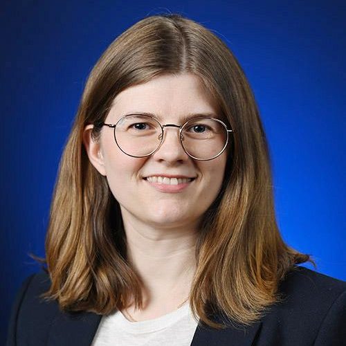 Sarah Koval headshot